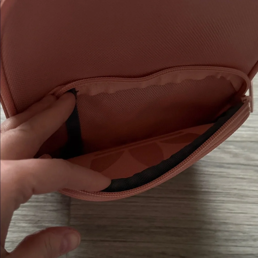 Adidas Origionals Mini Pink Backpack - Picture 3 of 8